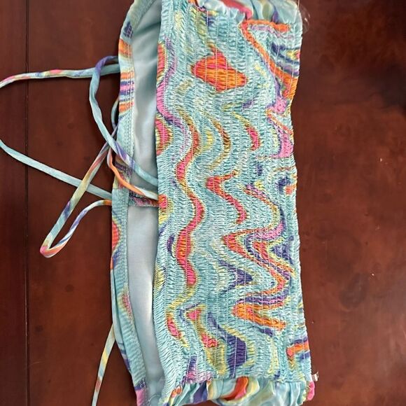 Wild Fable Cropped Halter Bandeau Top Wavy Pattern Multicolor Blue Sz Large New - Picture 4 of 5